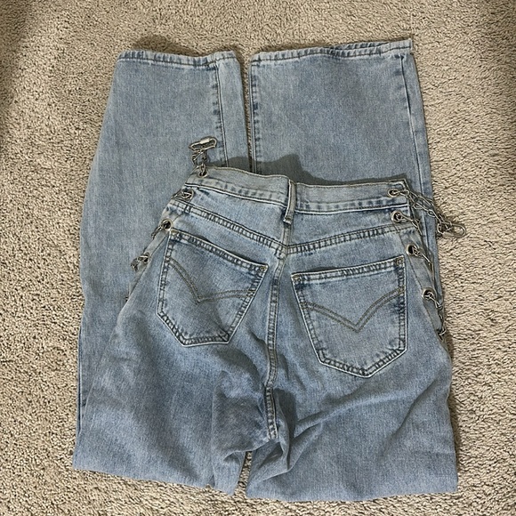 Jeans - Picture 3 of 5